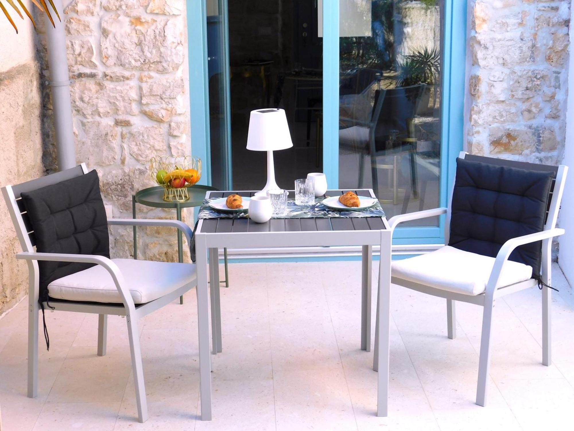 Bezauberndes Steinhaus Mit Garten In Der Altstadt Von Rovinj Exterior photo
