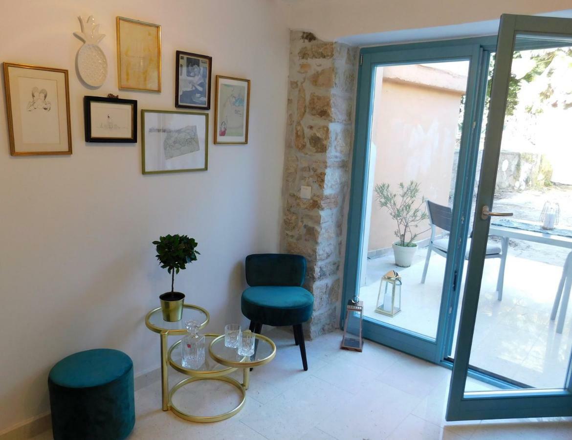 Bezauberndes Steinhaus Mit Garten In Der Altstadt Von Rovinj Exterior photo